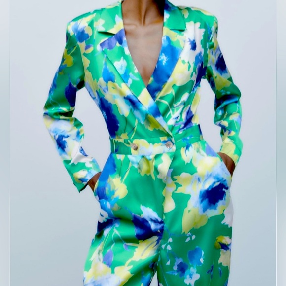 ZARA FLORAL ROMPER - R2503 - Picture 2 of 13